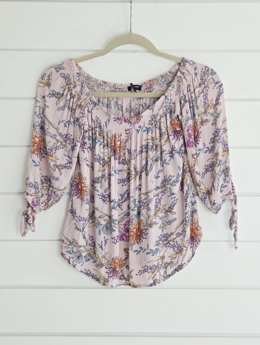 One Clothing Boho Floral Off-Shoulder Blouse in Light Pink Size M